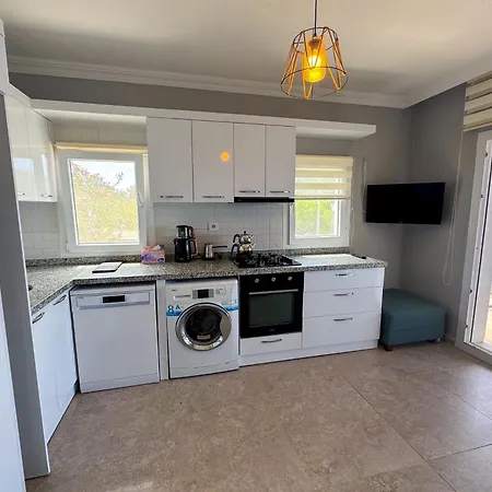 Guemuesluek Aparthotel *