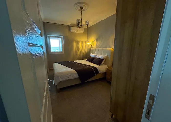 Aparthotel Guemuesluek